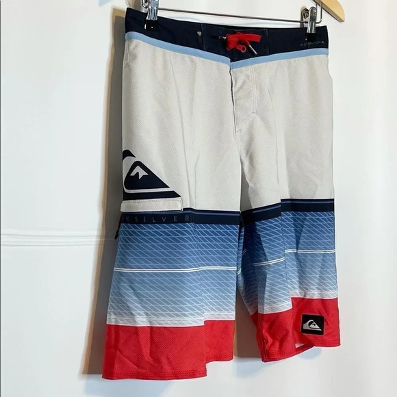 Quiksilver | high line board shorts 11” surf swim - Picture 3 of 8